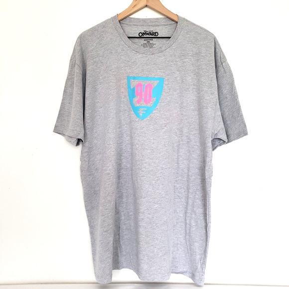 Disney Pixar Onward SIZE 2XL Adult I'm a Mighty Warrior Shield Logo Gray T-Shirt - Picture 1 of 9